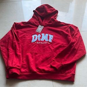 NWT Bad Bunny “No me quiero ir de aquí” Residency Merch, size XL Hoodie